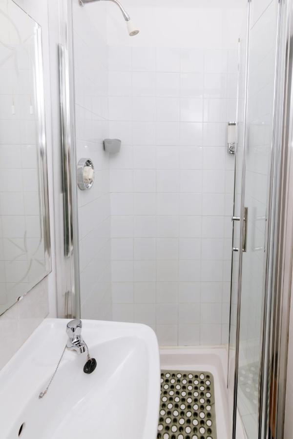 Couette-café Eagle Heights 4*